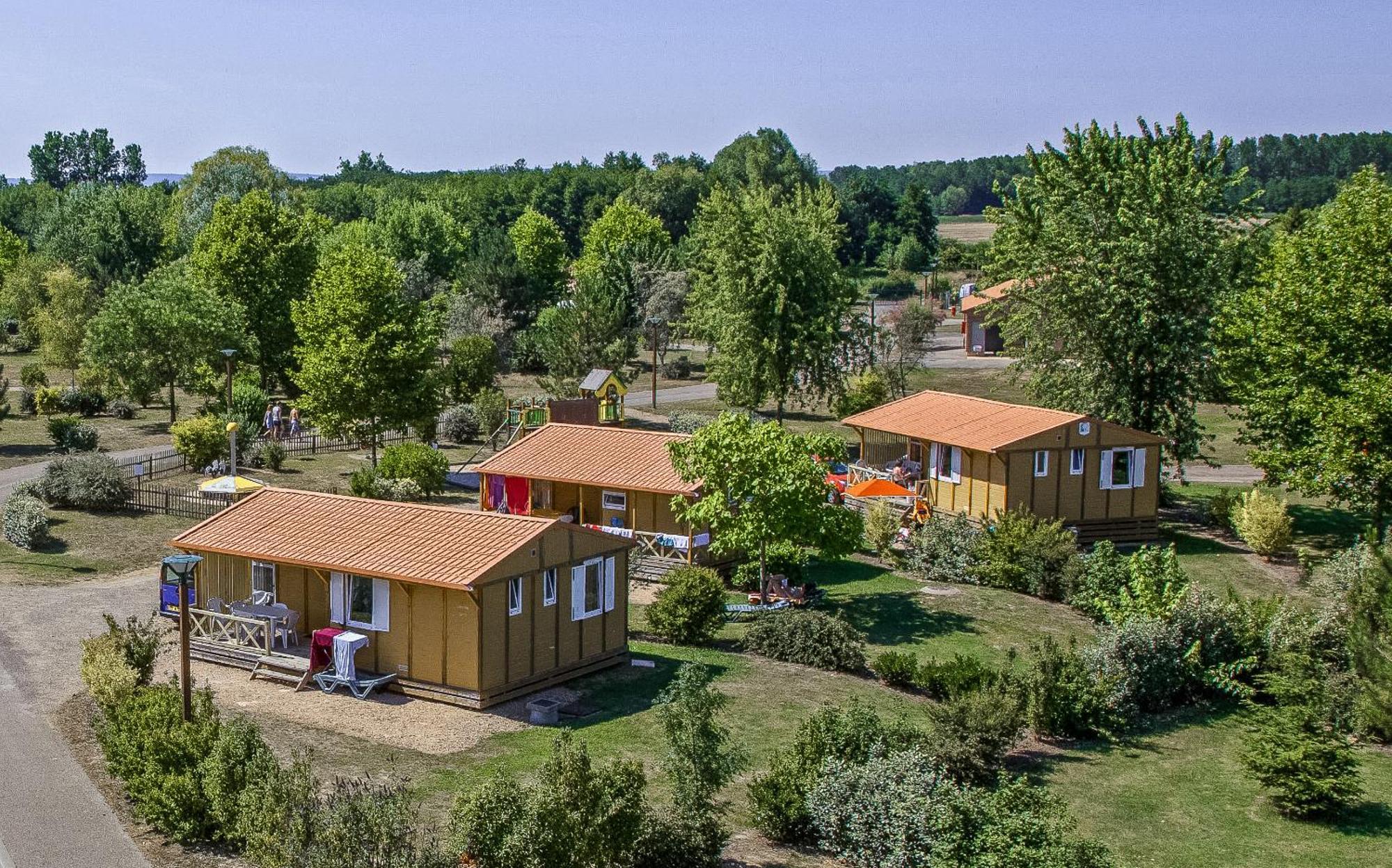 Onlycamp Camping Le Champ D'Ete Reyssouze Ngoại thất bức ảnh