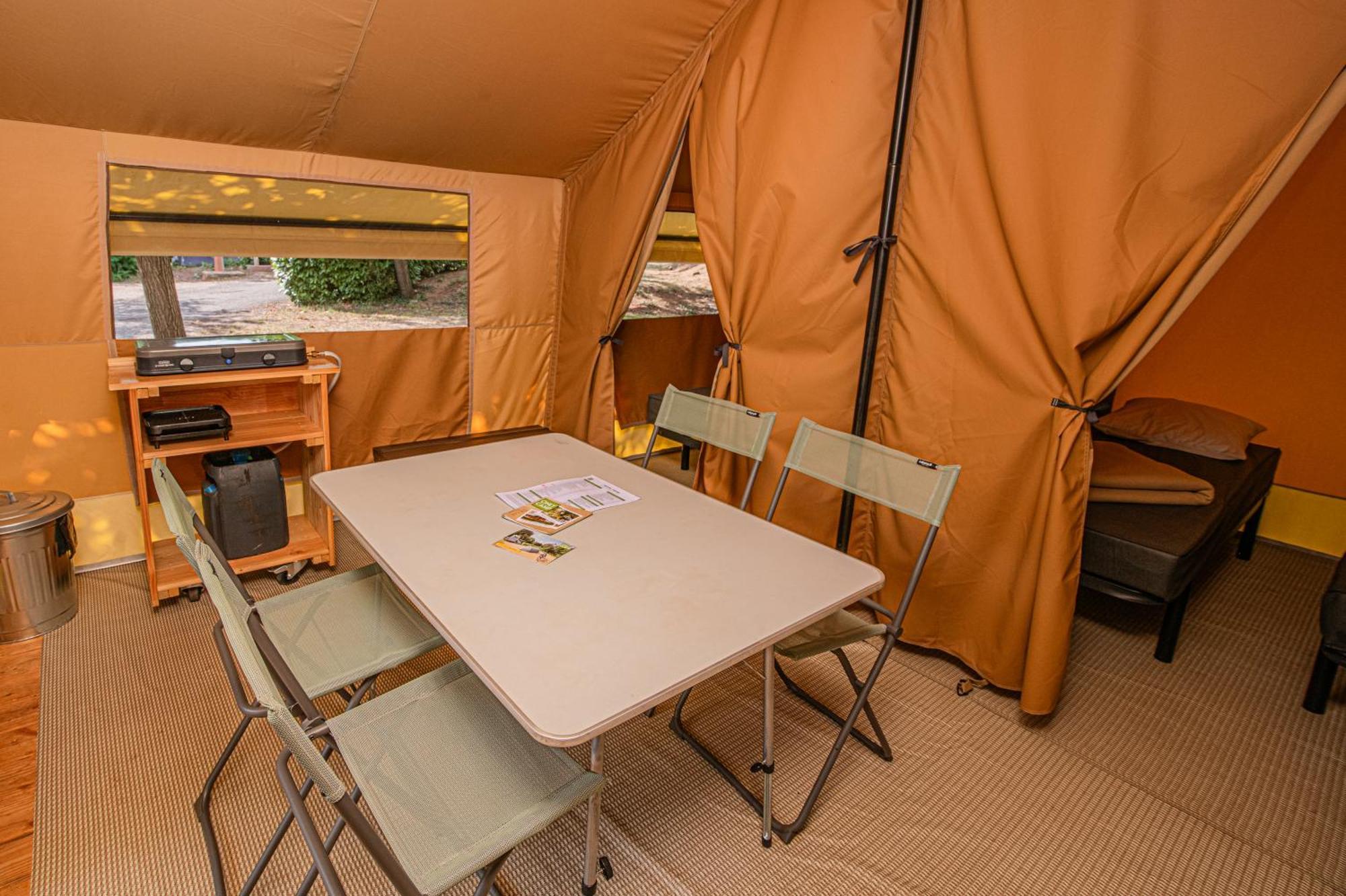 Onlycamp Camping Le Champ D'Ete Reyssouze Ngoại thất bức ảnh