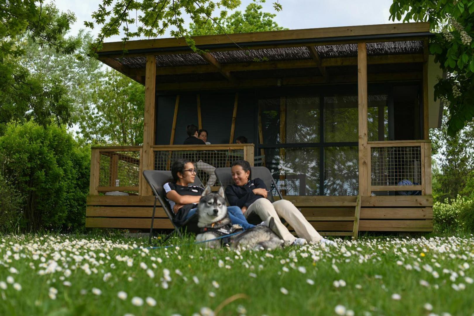 Onlycamp Camping Le Champ D'Ete Reyssouze Ngoại thất bức ảnh